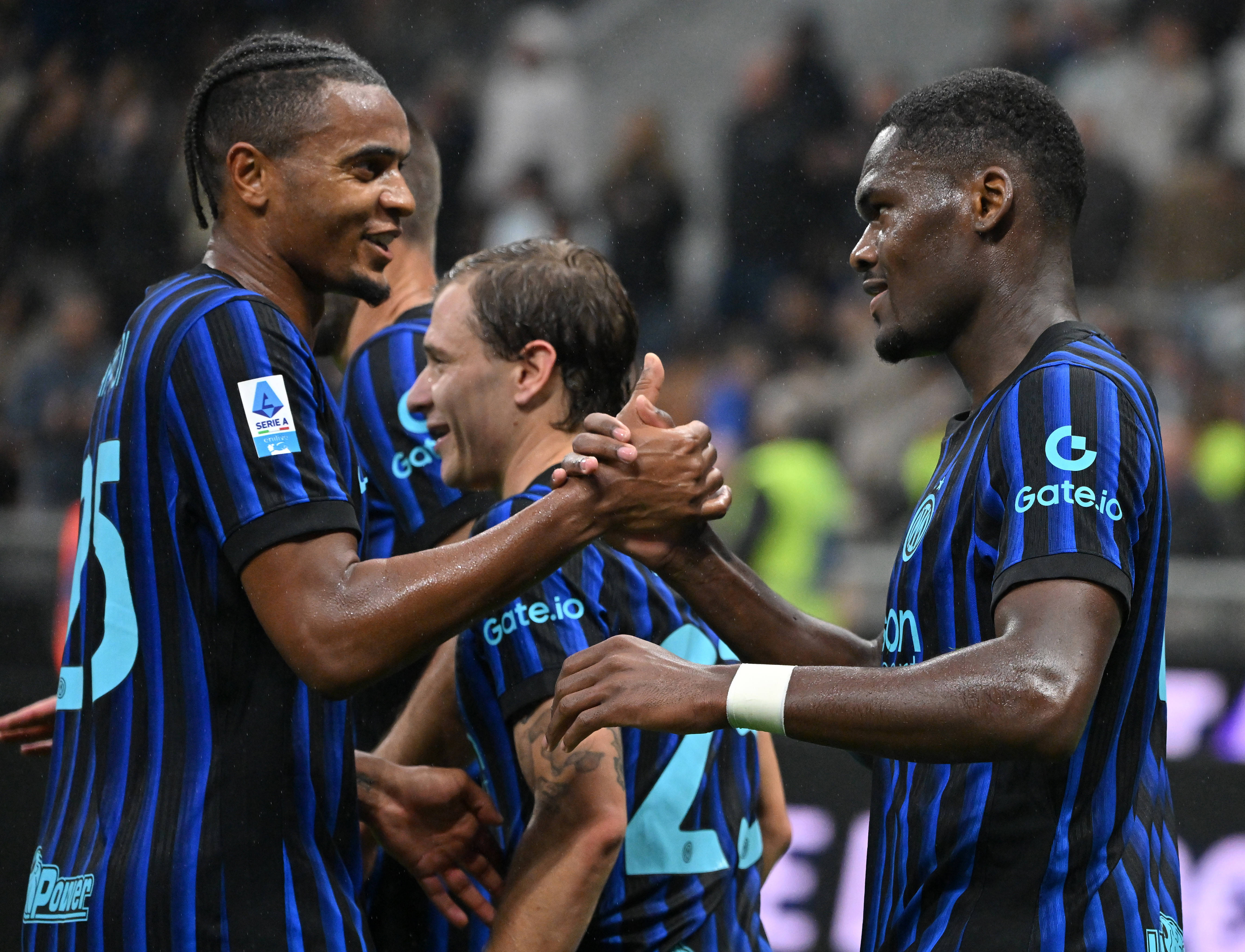 包含AC米兰发布备战花絮,今晚绝杀压哨,CBA季后赛任务艰巨,团队化学反应显著的词条 包含AC米兰发布备战花絮,今晚绝杀压哨,CBA季后赛任务艰巨,团队化学反应显著的词条