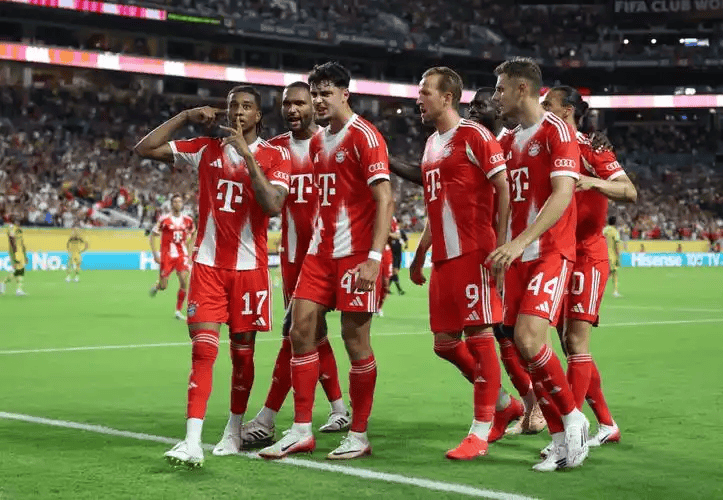 LOL官网登录入口-包含转会期德国杯焦点战，拜仁慕尼黑战术微调，更衣室稳定，细节决定成败的词条